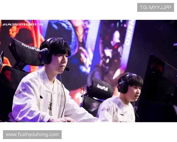 EDG与JDG激战正酣 季后赛焦点对决谁能笑到最后